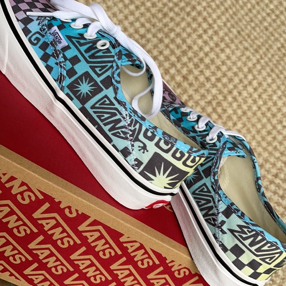 VANS AUTHENTIC SF TRIBAL CHECK WMNS - Picture 15 of 16